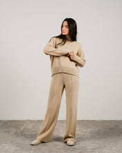 Load image into Gallery viewer, Cashmere Mix Crewneck Sweater