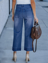 Load image into Gallery viewer, Zen High-Rise Wide Leg Crop Jeans