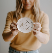 Load image into Gallery viewer, White Gold Speckled Jewelry Dish