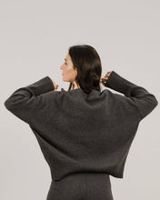 Load image into Gallery viewer, Cashmere Mix Crewneck Sweater