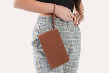 Load image into Gallery viewer, Large Wristlet-Poppy Street