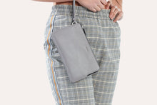 Load image into Gallery viewer, Large Wristlet-Poppy Street
