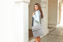 Load image into Gallery viewer, Zip Tote Pebble Leather-Poppy Street