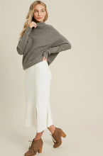 Load image into Gallery viewer, Funnel Dolman Pullover