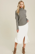 Load image into Gallery viewer, Funnel Dolman Pullover