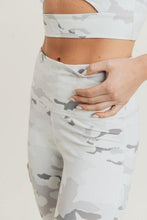 Load image into Gallery viewer, Snow Camo Highwaist Leggings-Poppy Street