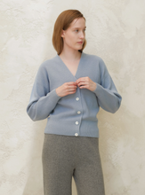 Load image into Gallery viewer, Cashmere Blend Fishermans Knit Sweater