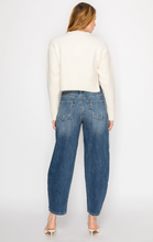 Load image into Gallery viewer, High Rise Relaxed Barrel Jeans