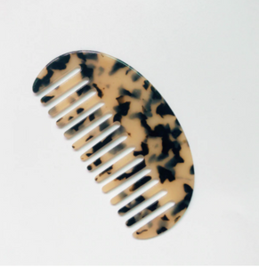 Pale Tortie Curved Shower Comb